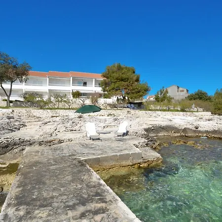 Nina 公寓 罗戈兹尼察