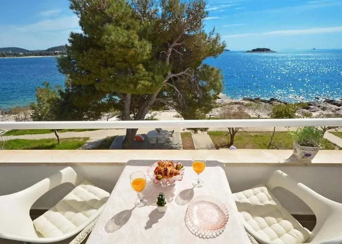 Nina * רוגוזניצה